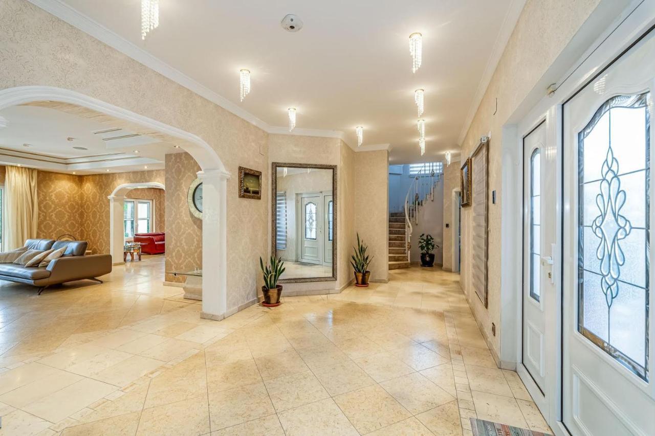 Villa Svim, Walking Distance To The Beach! Марбелья Экстерьер фото